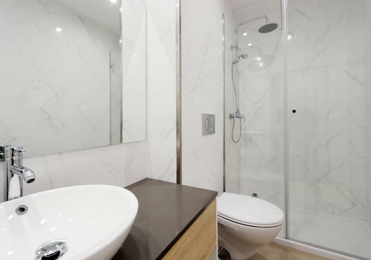 Appartement Hm - Living Batalha Square 2 à OOporto Extérieur photo